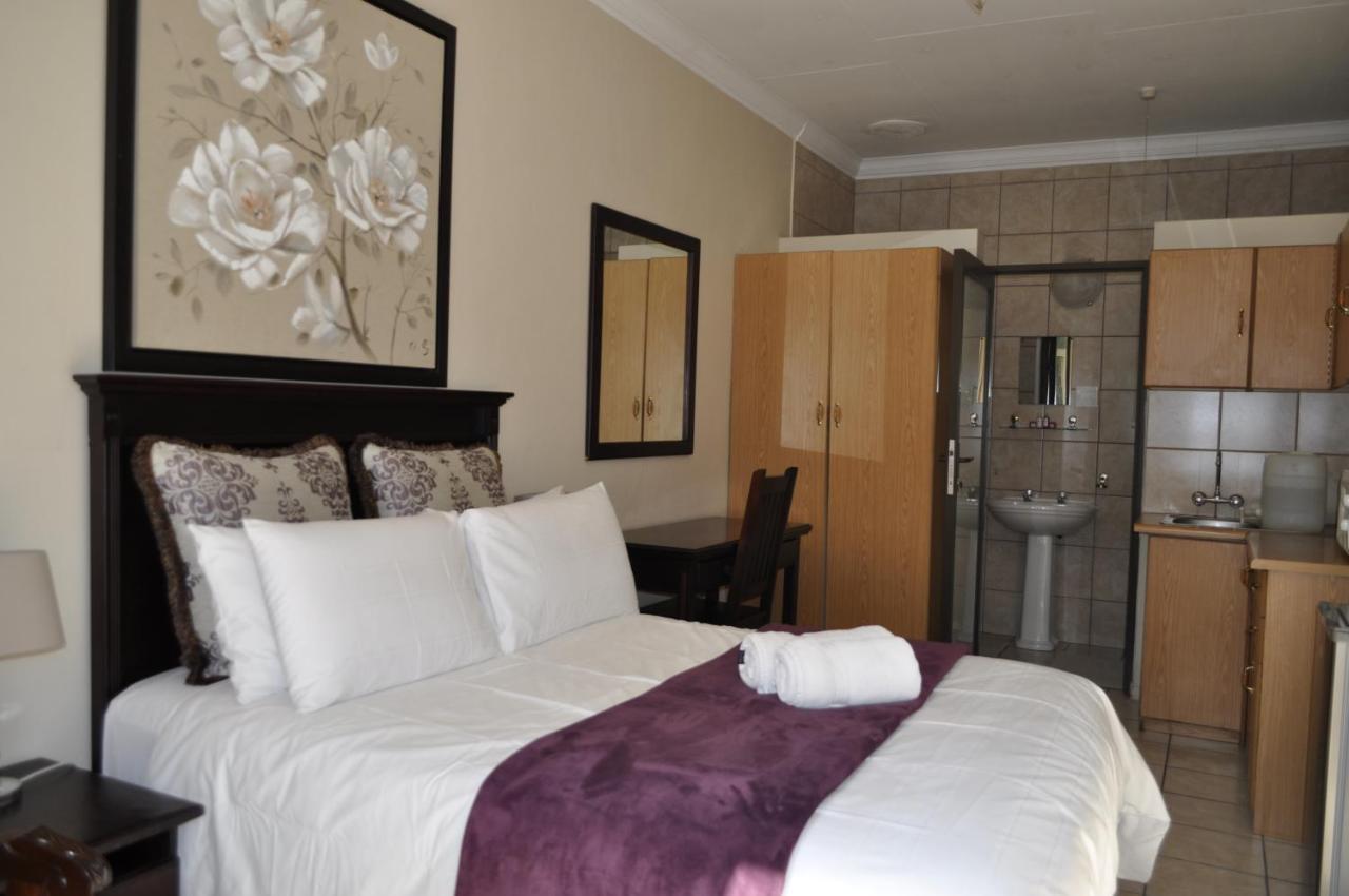 Cashan Bnb Rustenburg Exterior photo